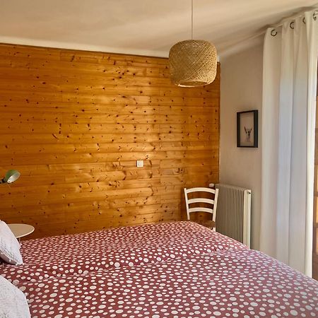 La Perle Des Montagnes - Bed And Breakfast - Chambre D Hote ヴェルネ・レ・バン エクステリア 写真
