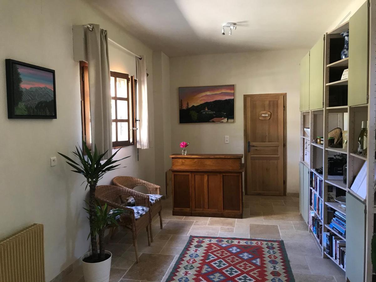 La Perle Des Montagnes - Bed And Breakfast - Chambre D Hote ヴェルネ・レ・バン エクステリア 写真