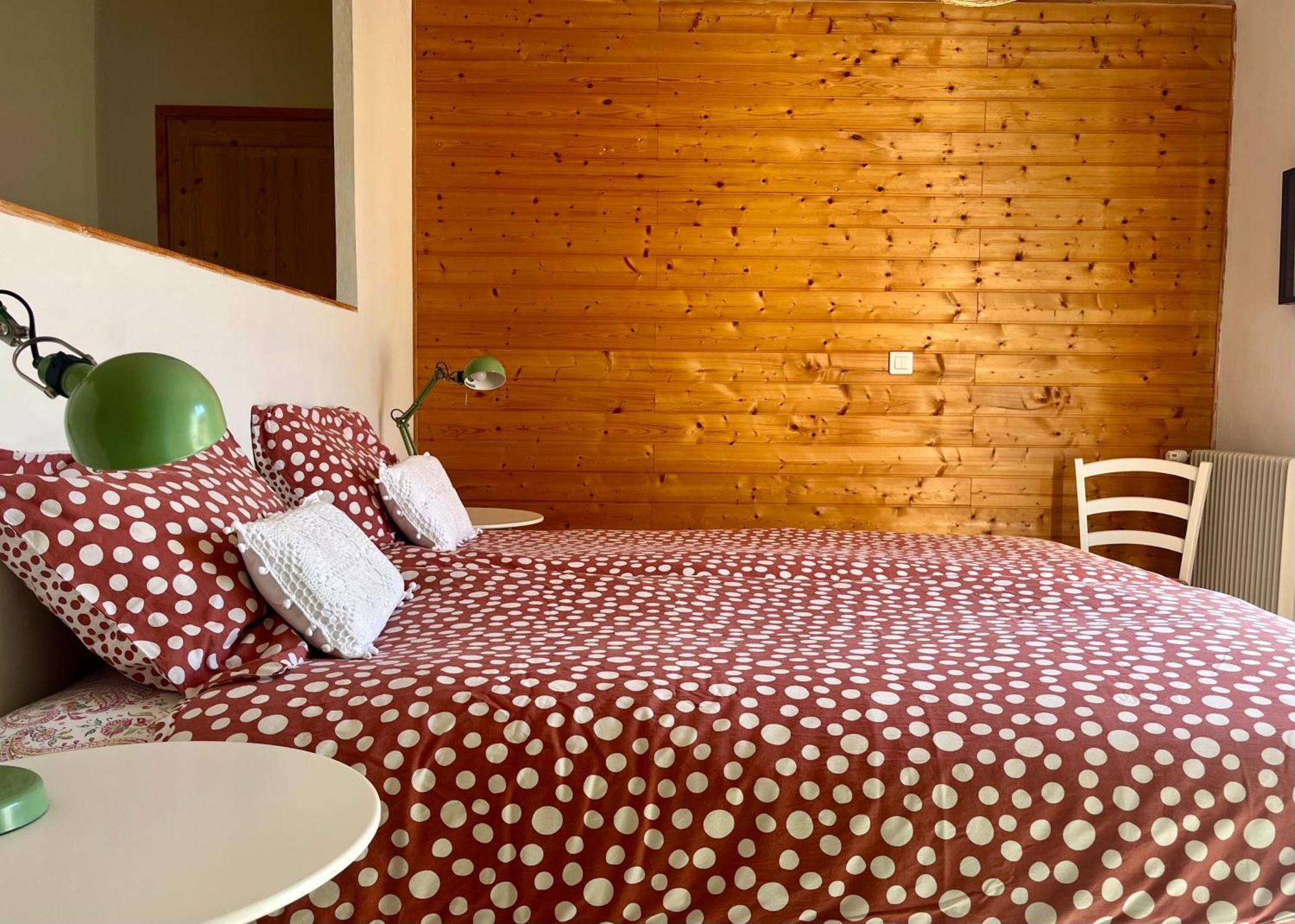 La Perle Des Montagnes - Bed And Breakfast - Chambre D Hote ヴェルネ・レ・バン エクステリア 写真
